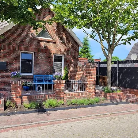 Burghaus 5 Apartment Greetsiel Exterior photo